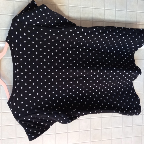 Jane and Delancey heart patterned tee - Picture 2 of 5